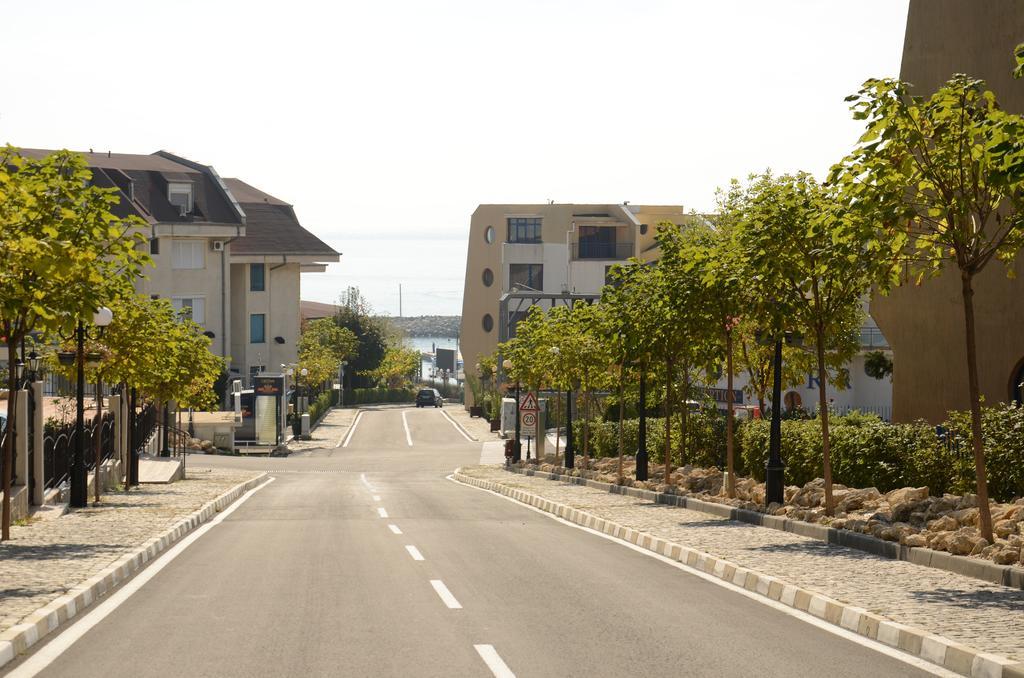 Apartments In Complex Chateau Nessebar Sveti Vlas Exterior foto
