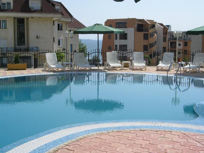 Apartments In Complex Chateau Nessebar Sveti Vlas Exterior foto